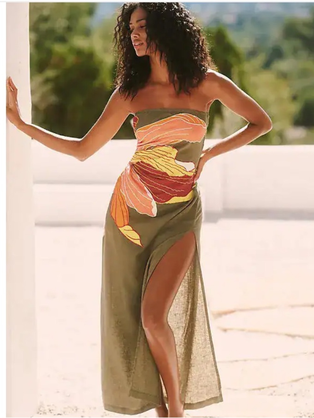 Aliza Strapless Linen Blend Maxi Dress
NWOT
ColorOlive Green
Anthropologie